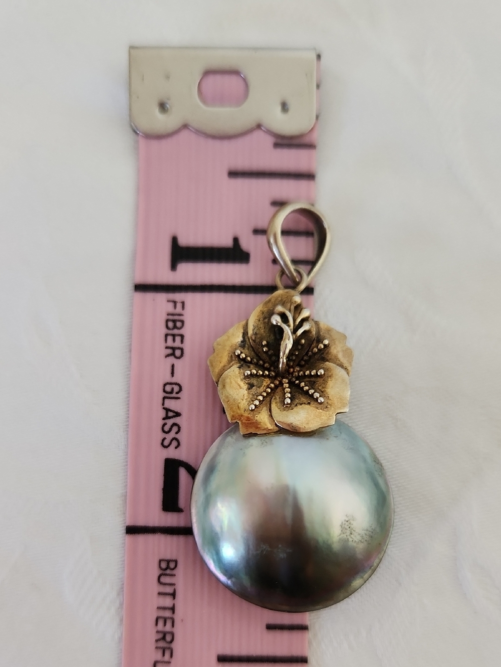 Gold Black Tahetian Pearl Pendant - Picture 8 of 8